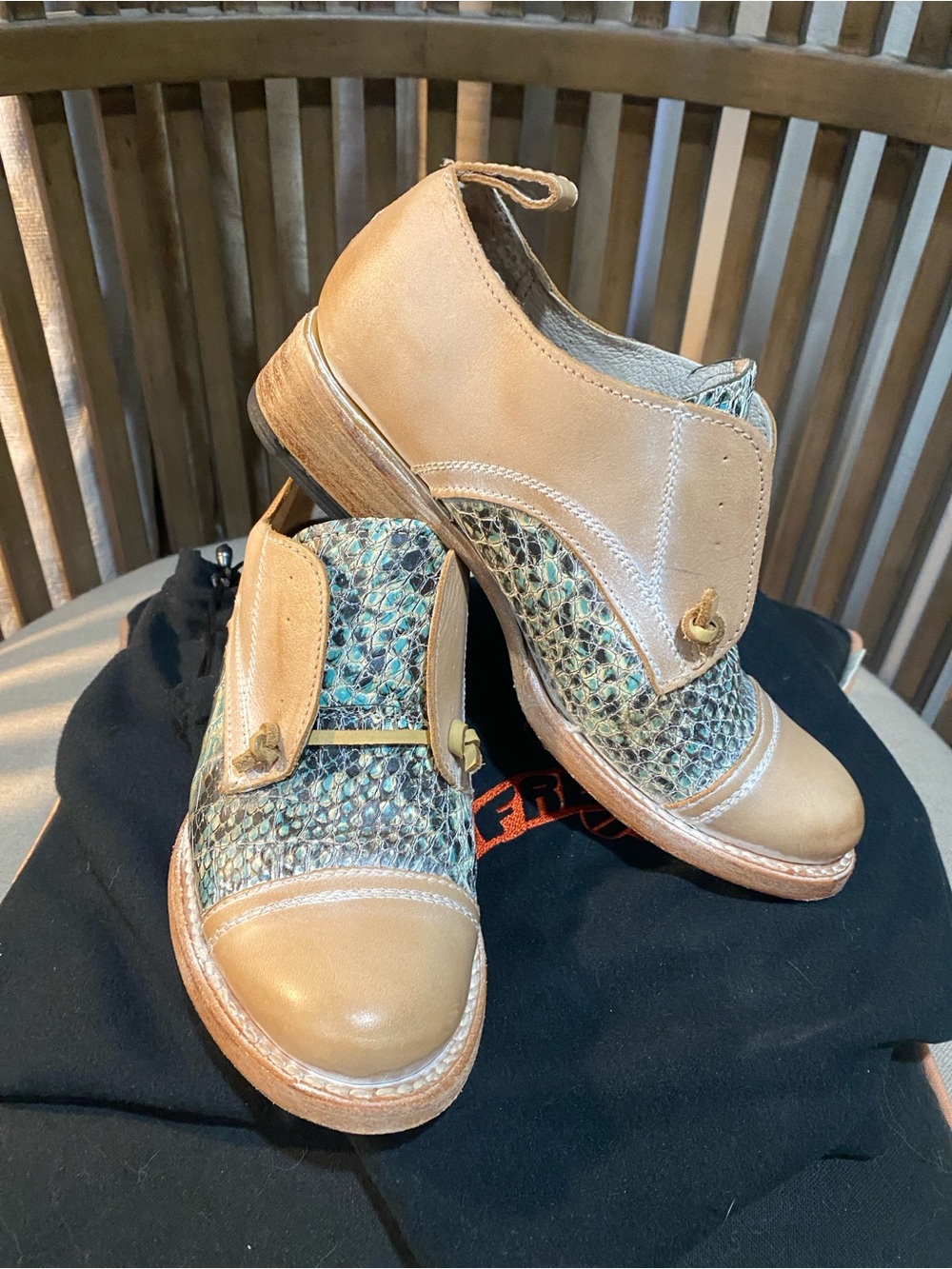 Freebird by Steven Tan & Teal Leather Slip-On Flats - Picture 2 of 8